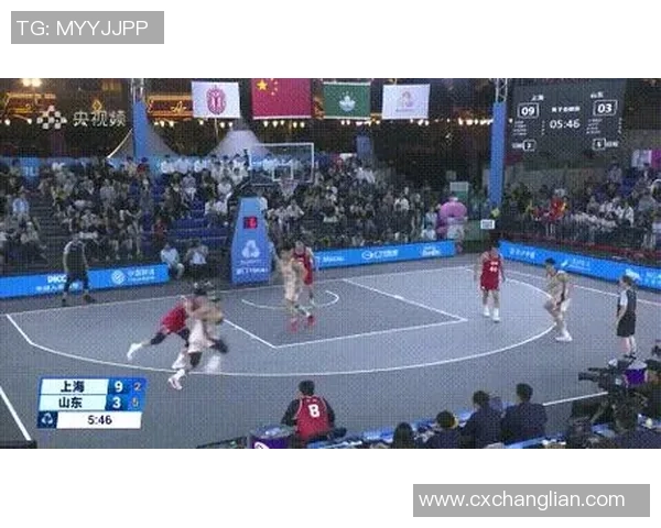 上海篮球队在冠军赛中的团队协作展现出色值得赞赏与借鉴