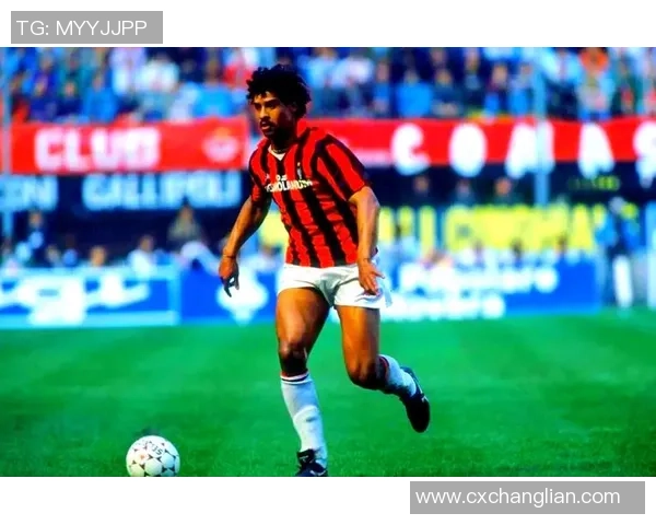 全球足球明星风采展示与详细介绍带图片解析 全球足球明星风采展示与详细介绍带图片解析