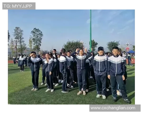 李芳的足球人生：从绿茵场到人生舞台的深度对话与反思