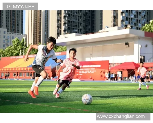 田小足球带你领略足球的魅力与激情,开启属于你的绿茵场之旅 田小足球带你领略足球的魅力与激情,开启属于你的绿茵场之旅